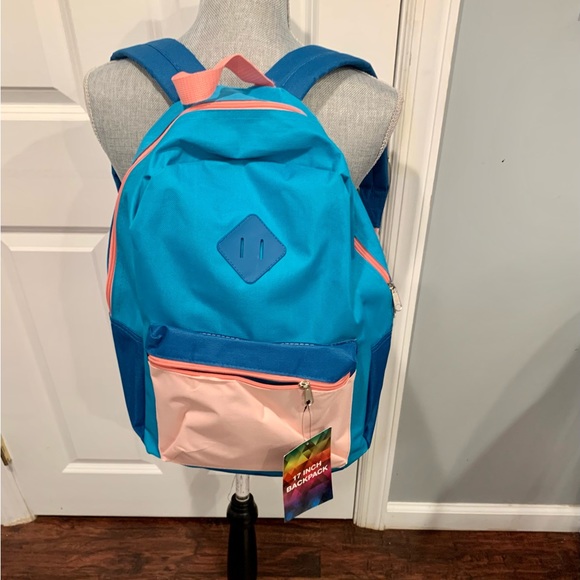 NWT 17” Backpack. Perfect for everyday use or kids use at school Loads of room! - Picture 5 of 9